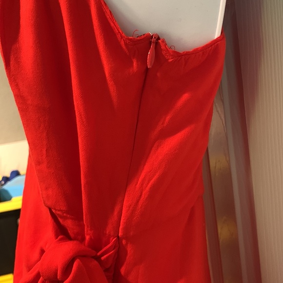 Kimchi Blue/Urban Outfitters Red Romper tie at waist and zipper. - Picture 3 of 5